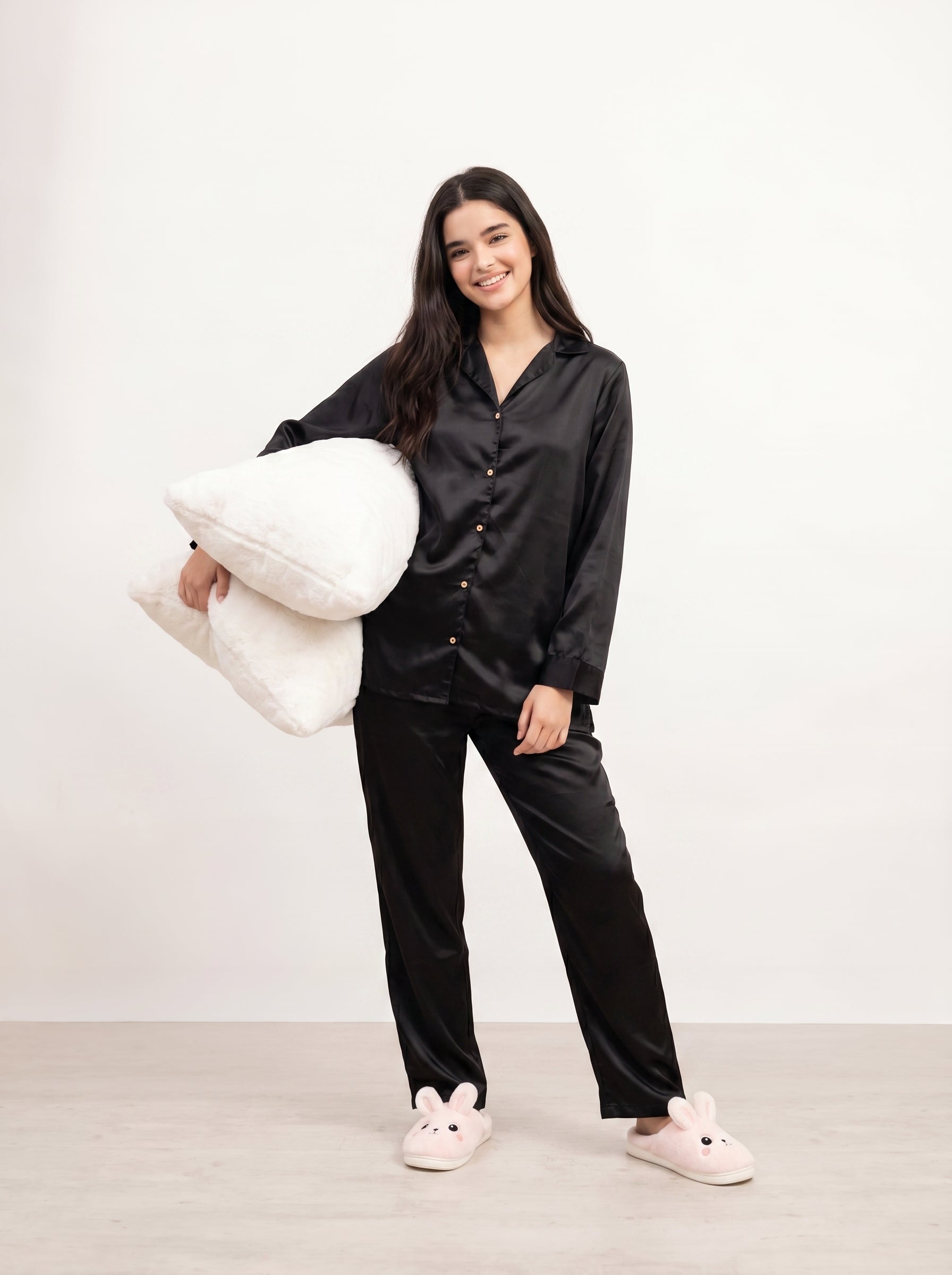 Black Solid Lapel Collar Pure Silk Night Suit For Women