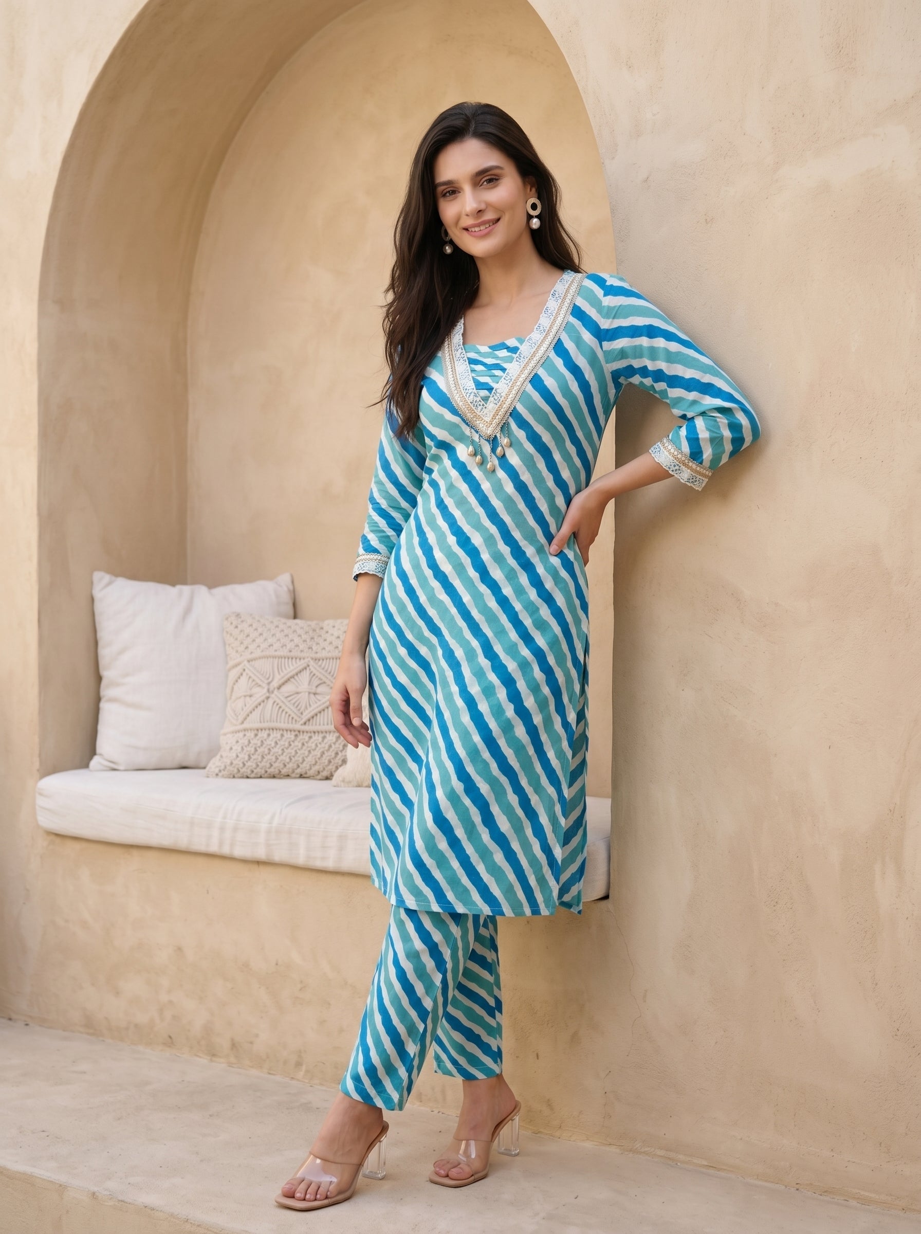 Blue Lehariya Print V-Neck Kurta Set For Women