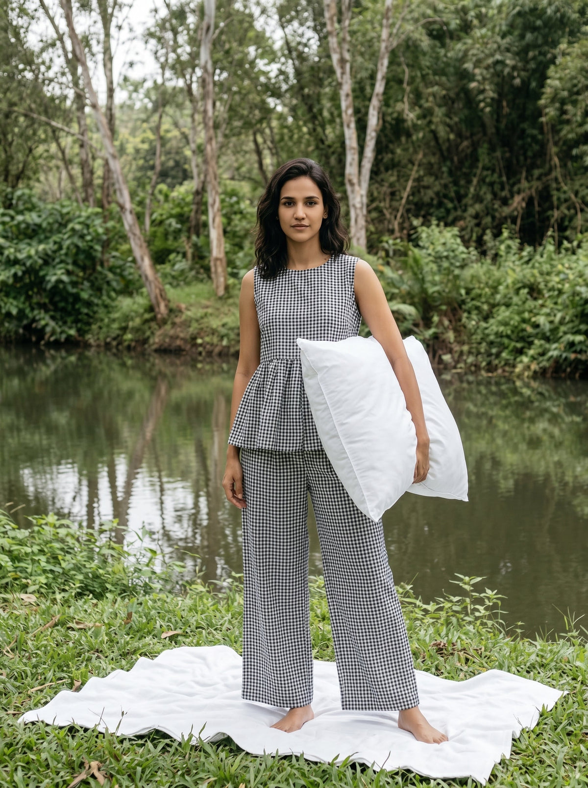 Black Round Neck Checked Pure Cotton Night Suit For Women