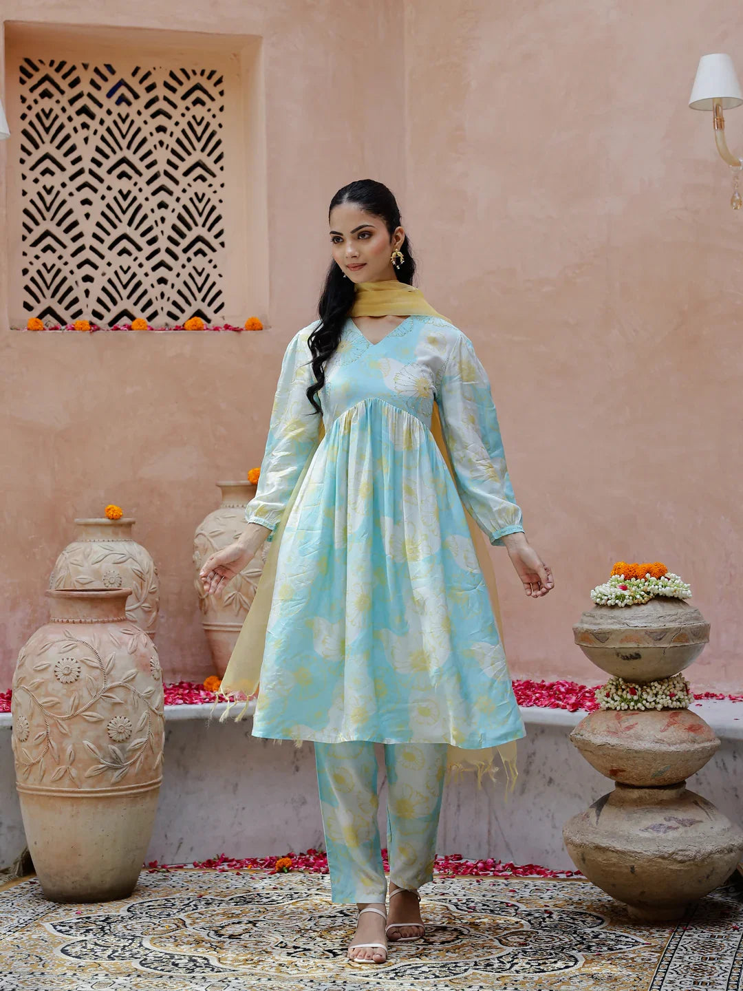 Blue Floral Printed Cotton Kurta Set - SanskrutiHomes