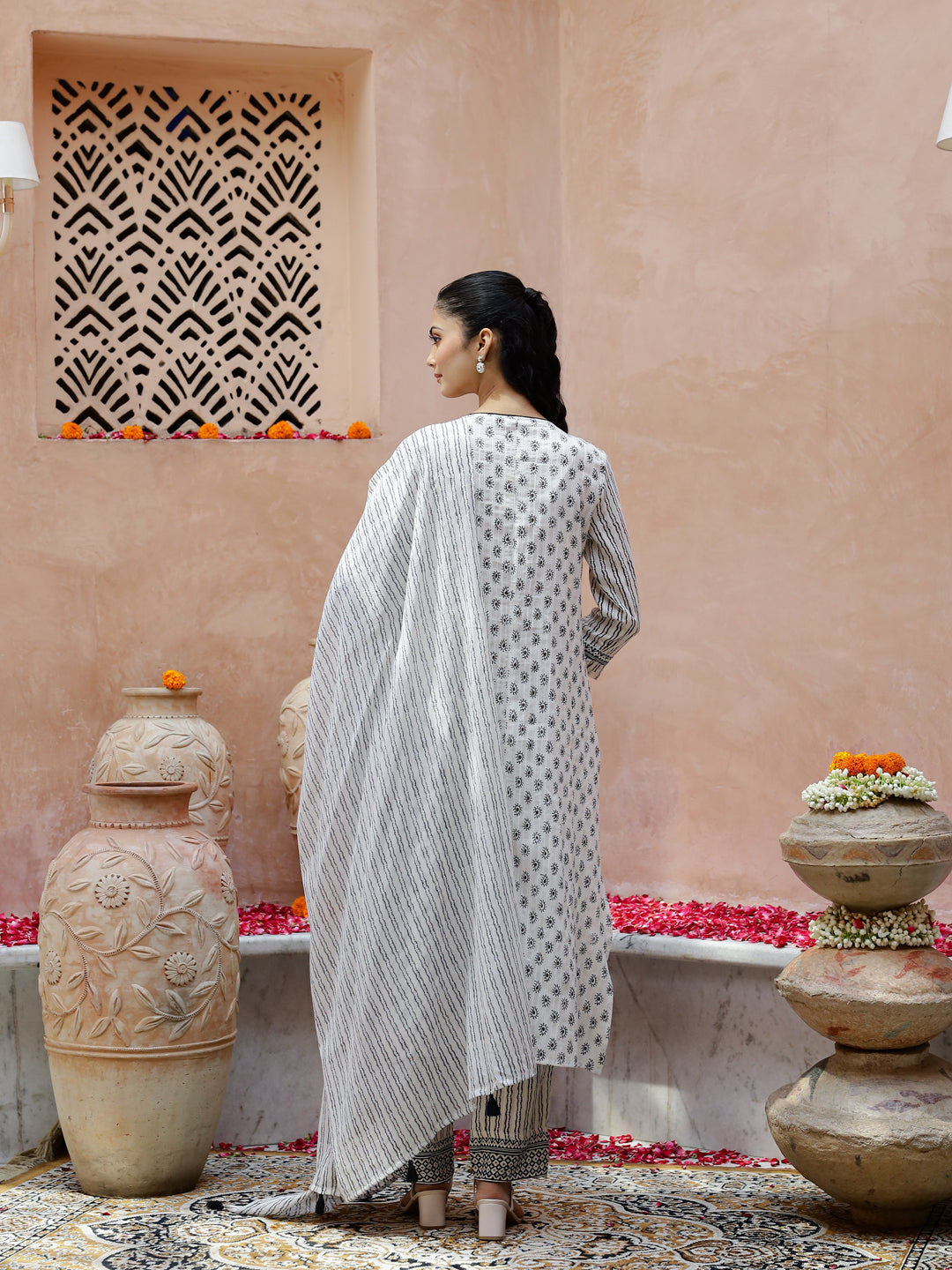 White Cotton Kurta Set With Duptta For Women