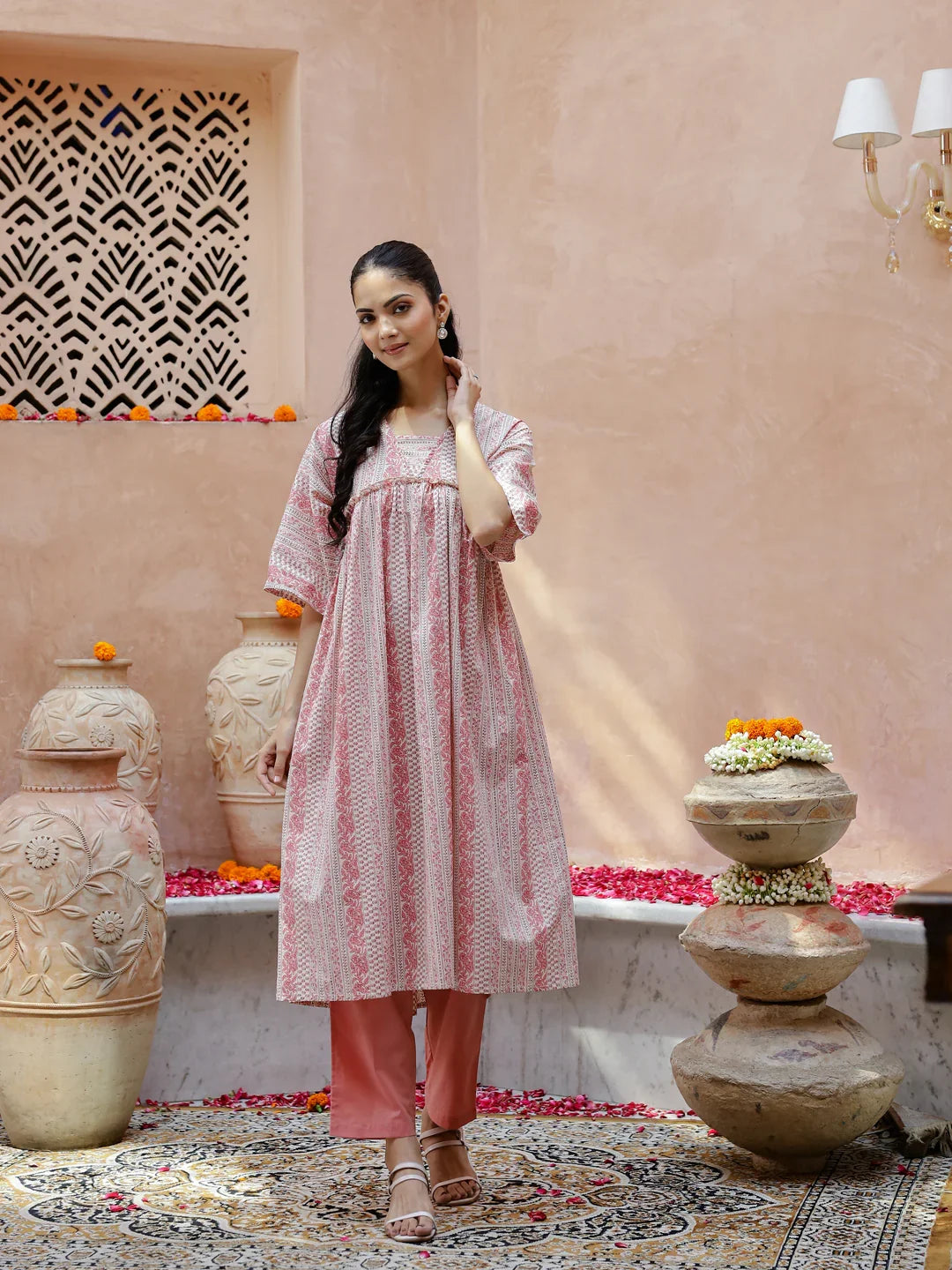 Pink Cotton Kurta Set For Women