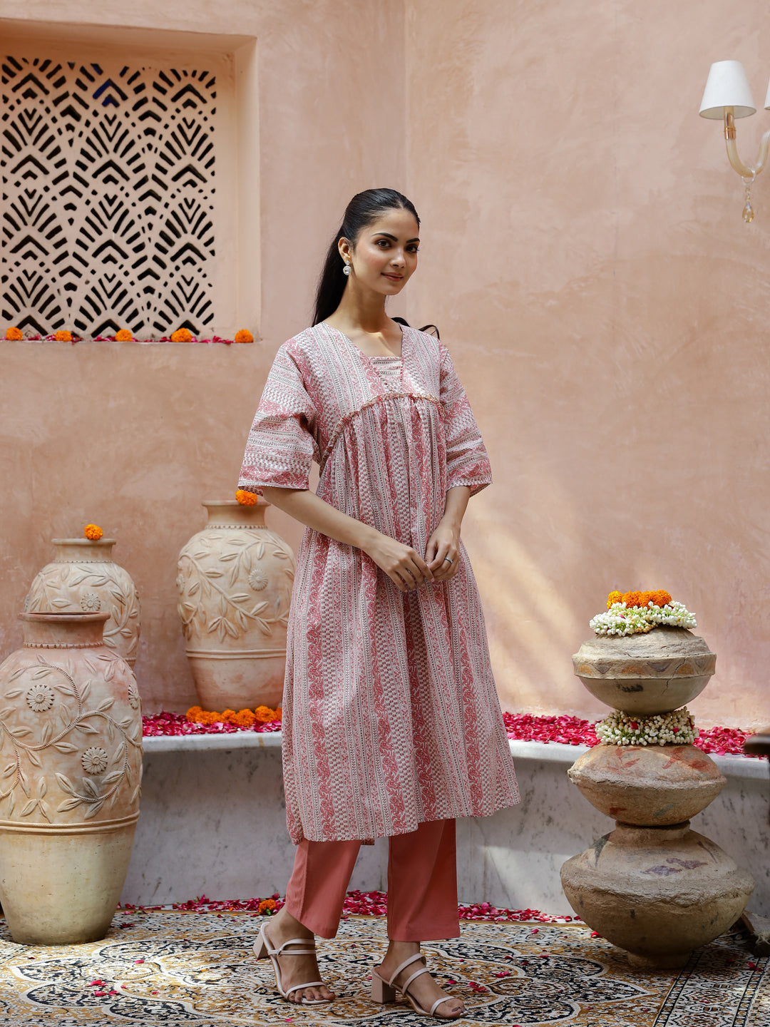 Pink Cotton Kurta Set For Women