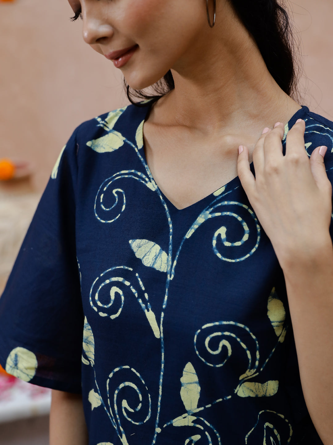 Blue Flower Printed V-Neck Kurta Set