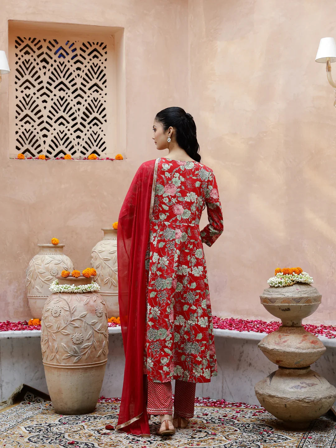 Red Floral Print V-Neck Cotton Kurta Set For Women