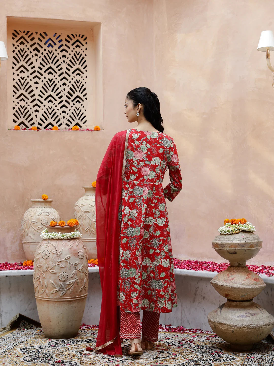 Red Floral Print V-Neck Cotton Kurta Set For Women