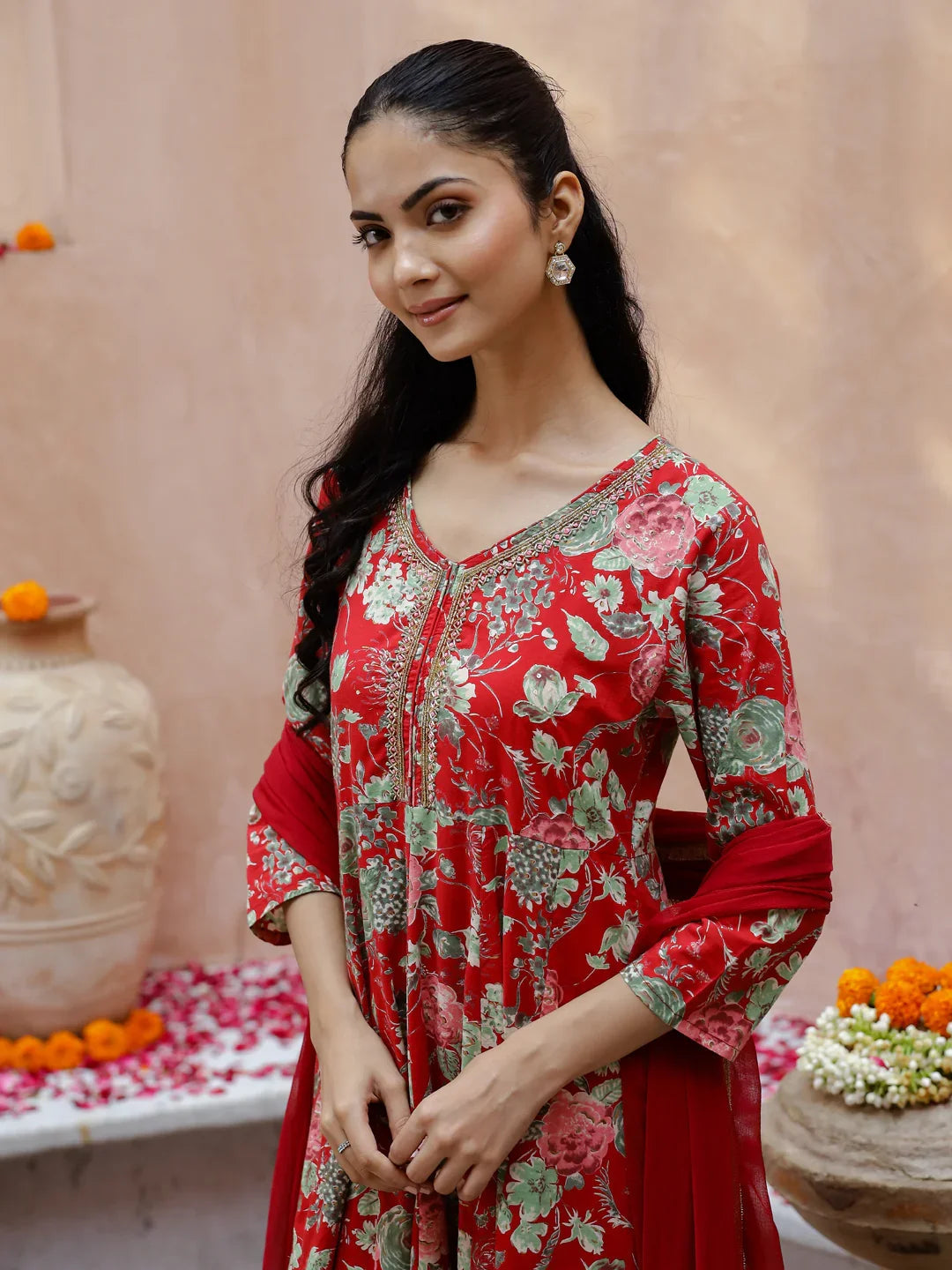 Red Floral Print V-Neck Cotton Kurta Set For Women