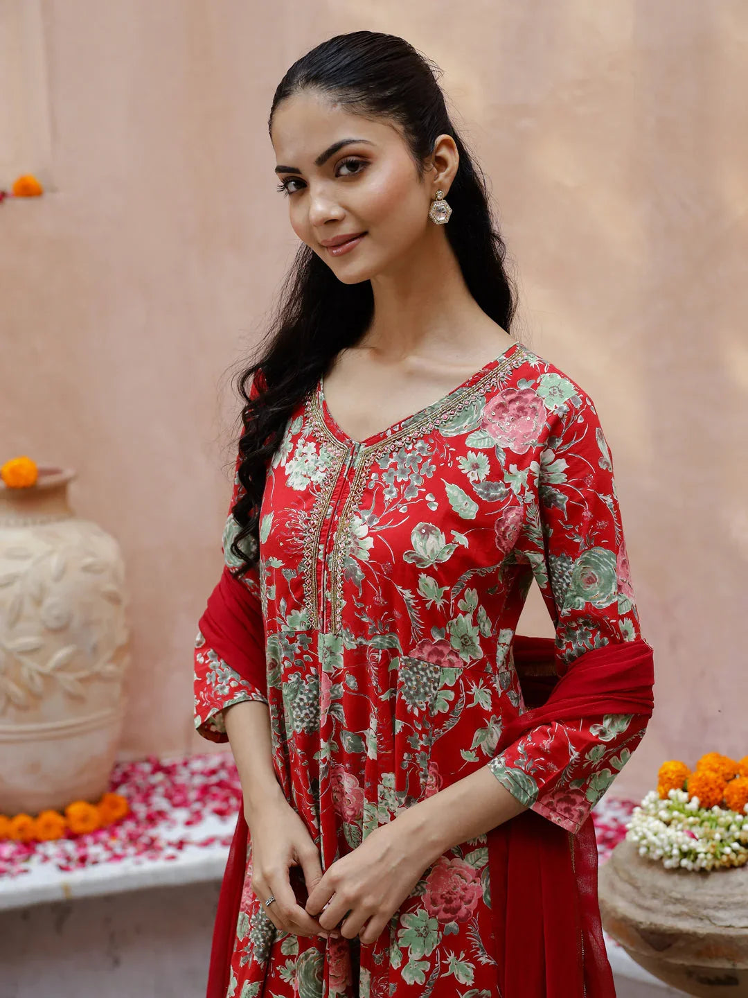 Red Floral Print V-Neck Cotton Kurta Set For Women