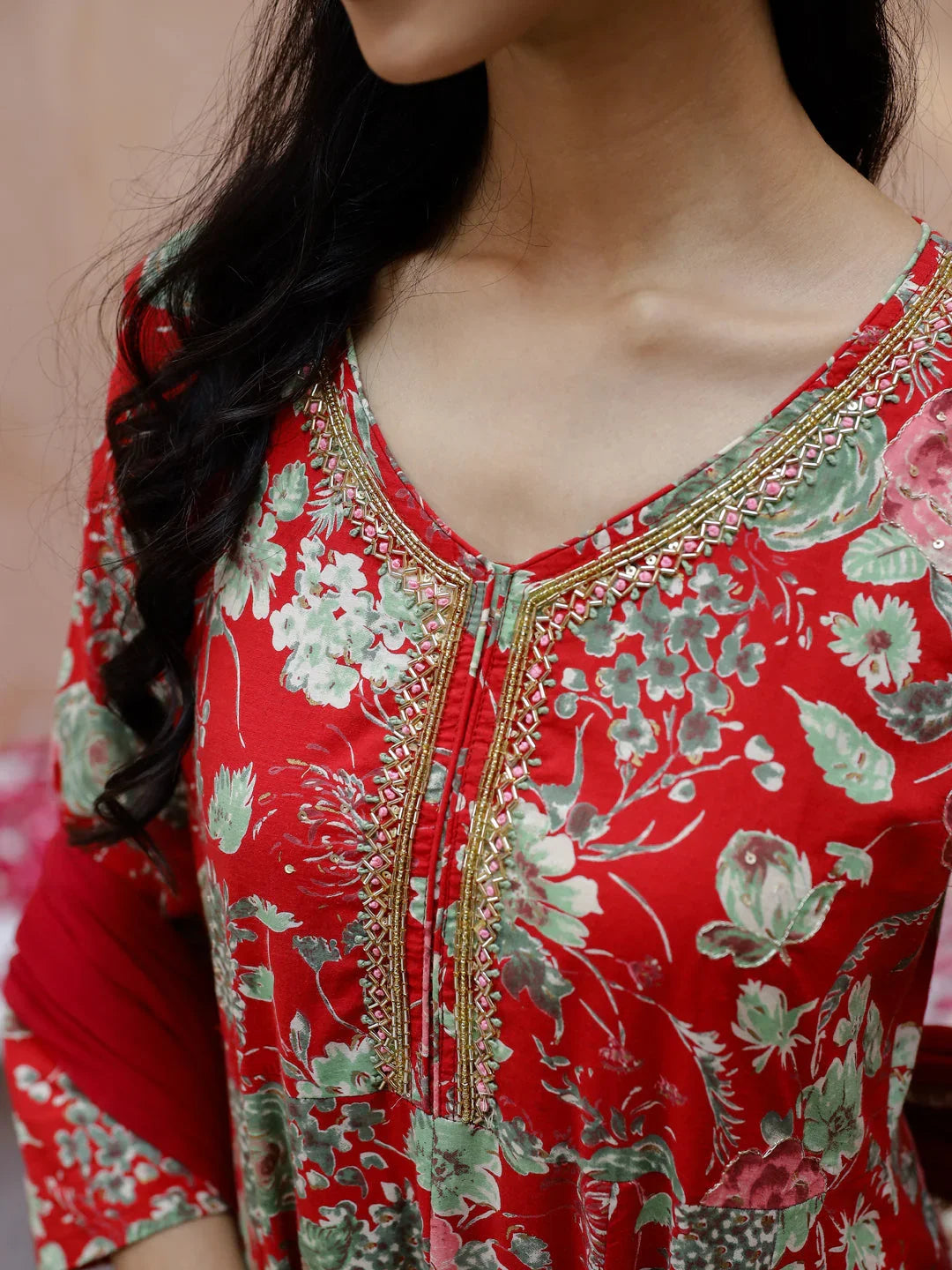 Red Floral Print V-Neck Cotton Kurta Set For Women
