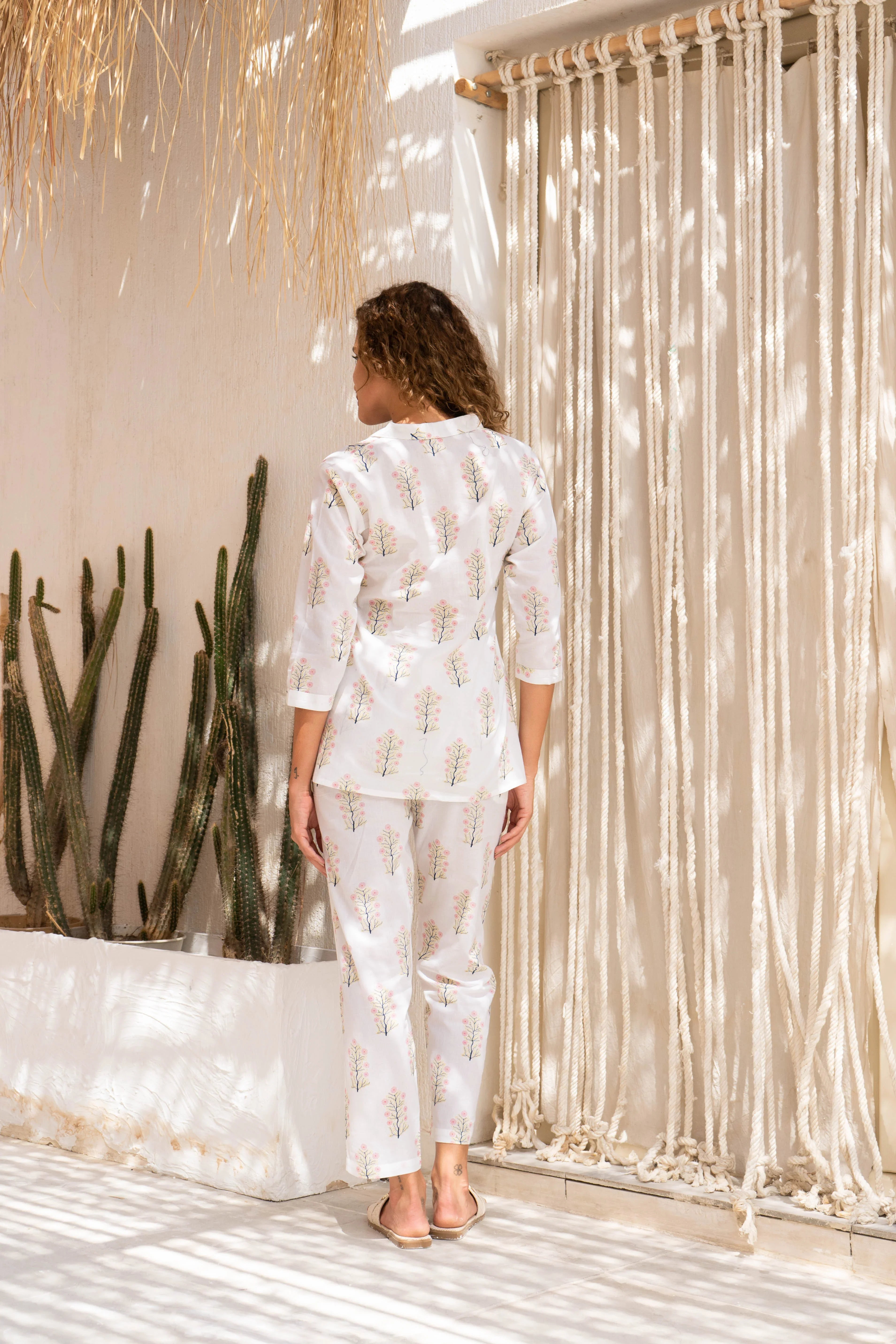 White Flower Printed Cotton Co-ords Set - SanskrutiHomes