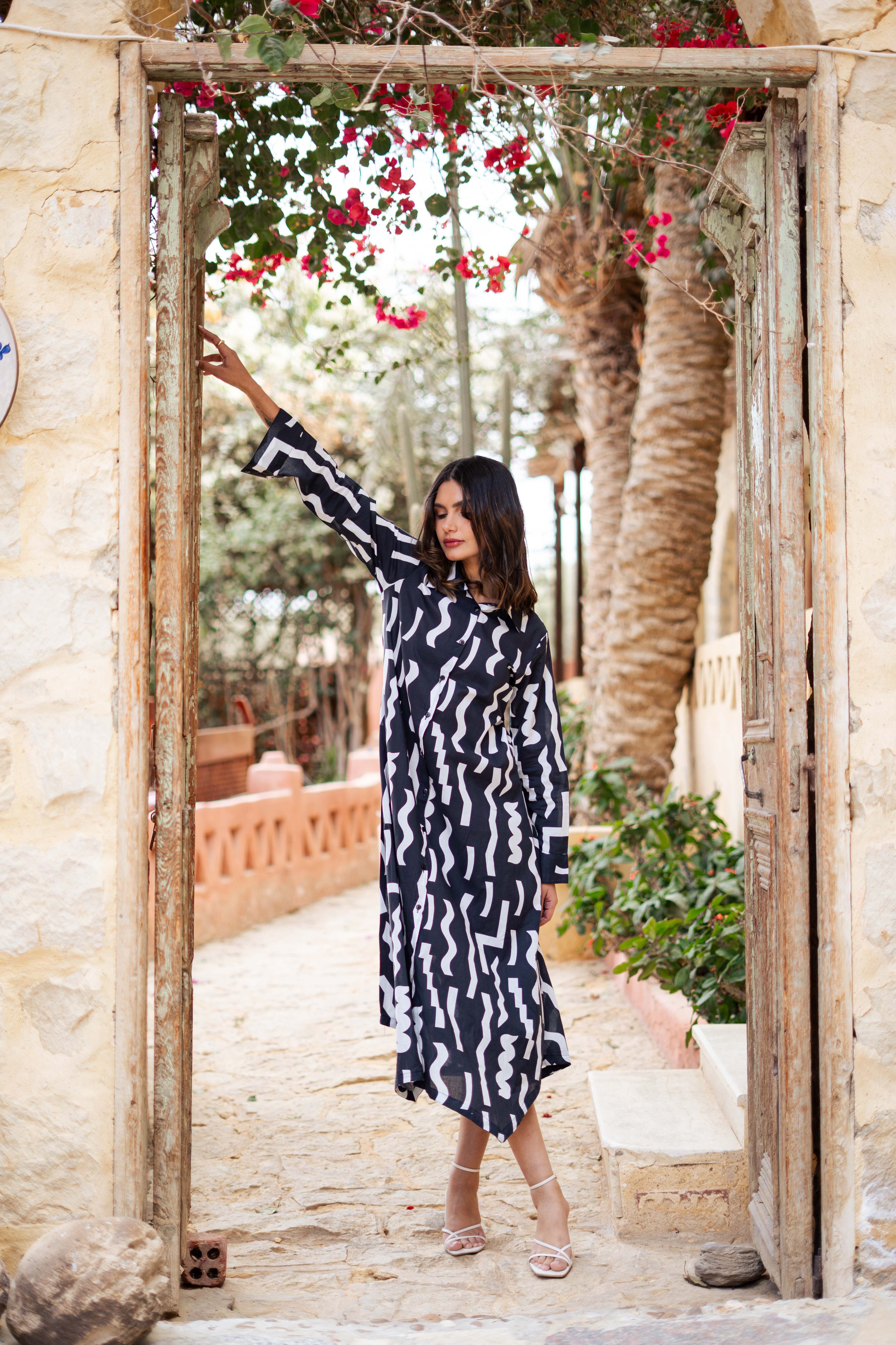 Black Cotton Shirt Collar Abstract Printed Dress For Women