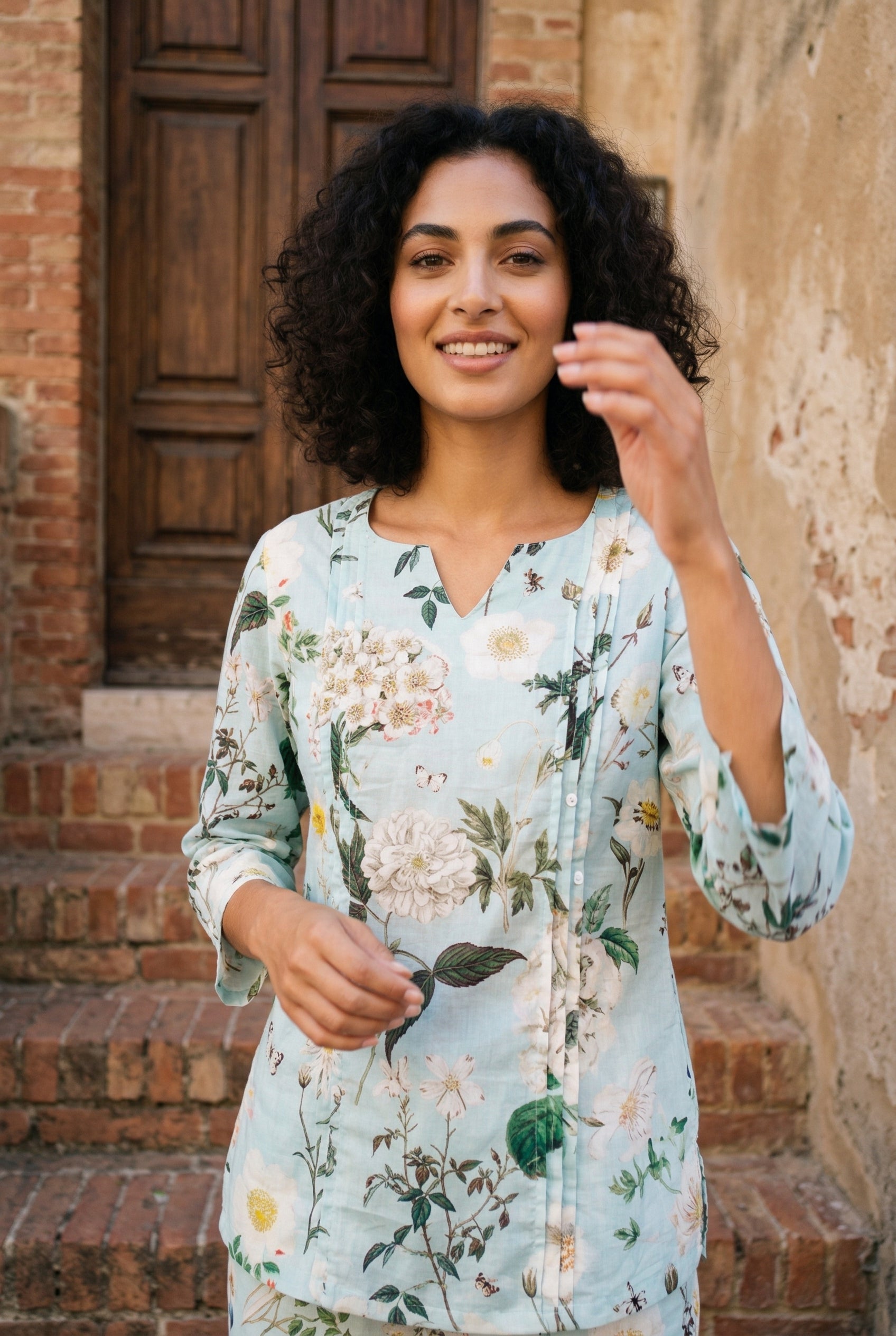 Blue Round Neck Floral Print Pure Cotton Night Suit For Women