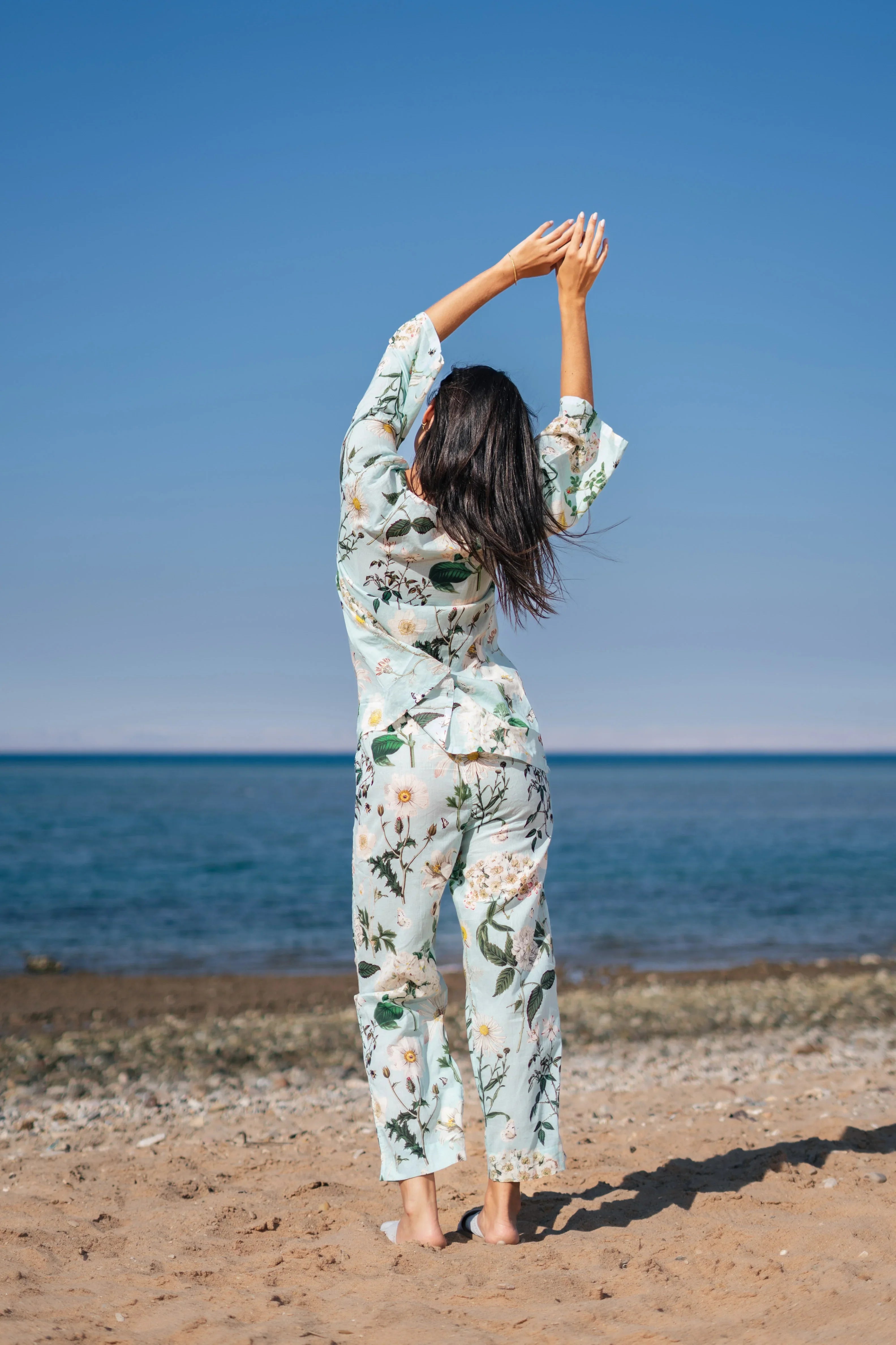 Green Flower Printed Night Suit Set - SanskrutiHomes
