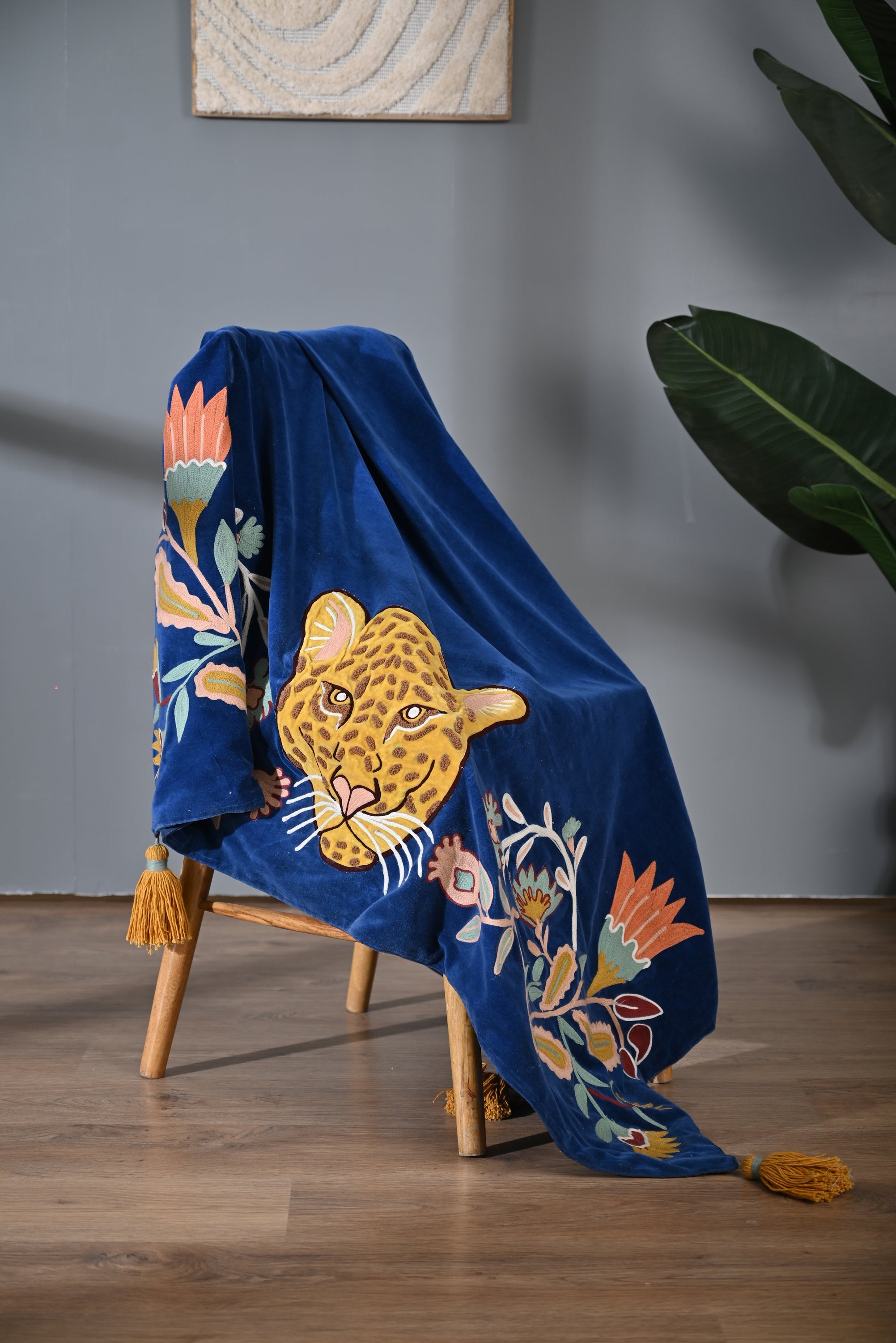 Blue Color Animal Embroidery Throw
