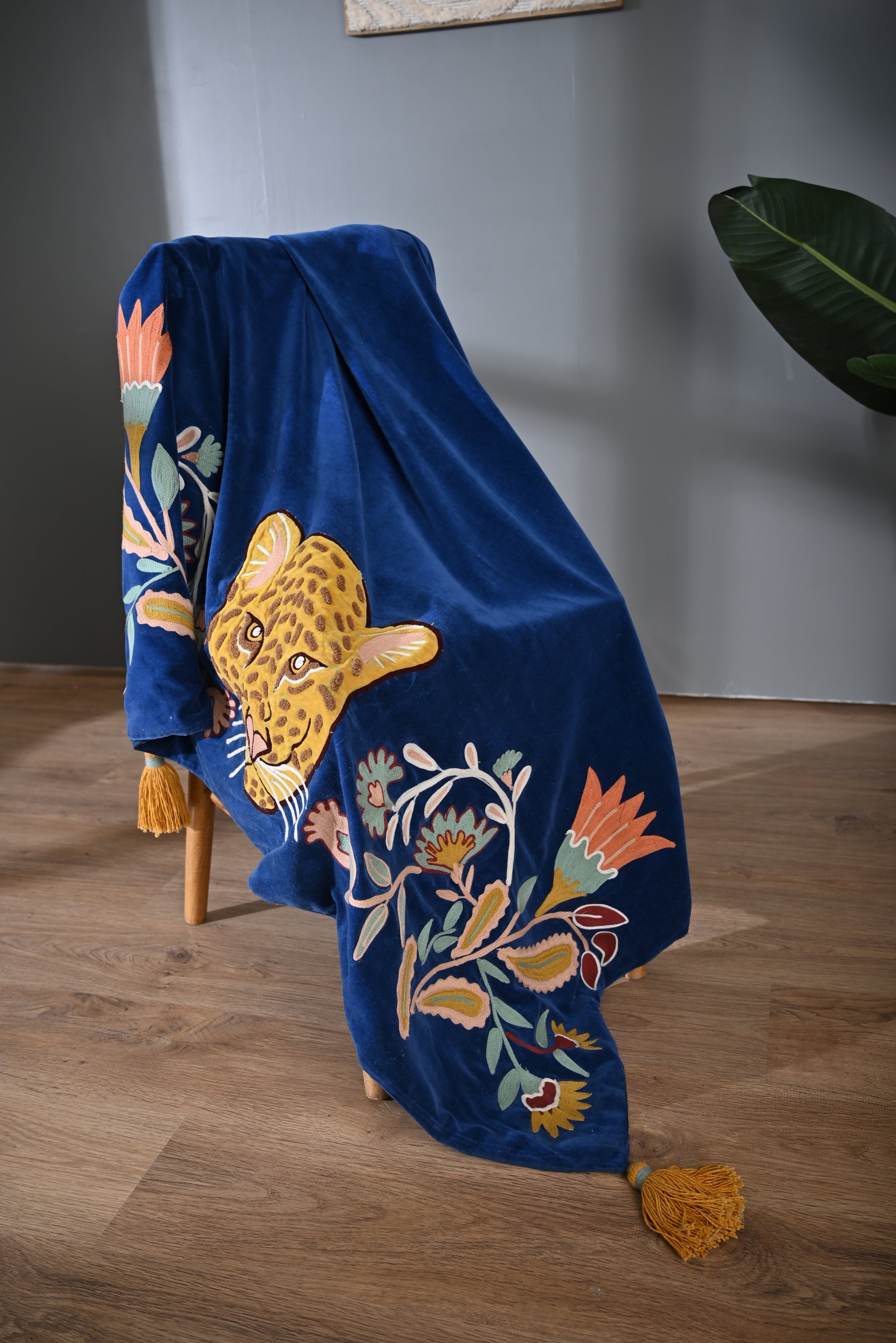 Blue Color Animal Embroidery Throw