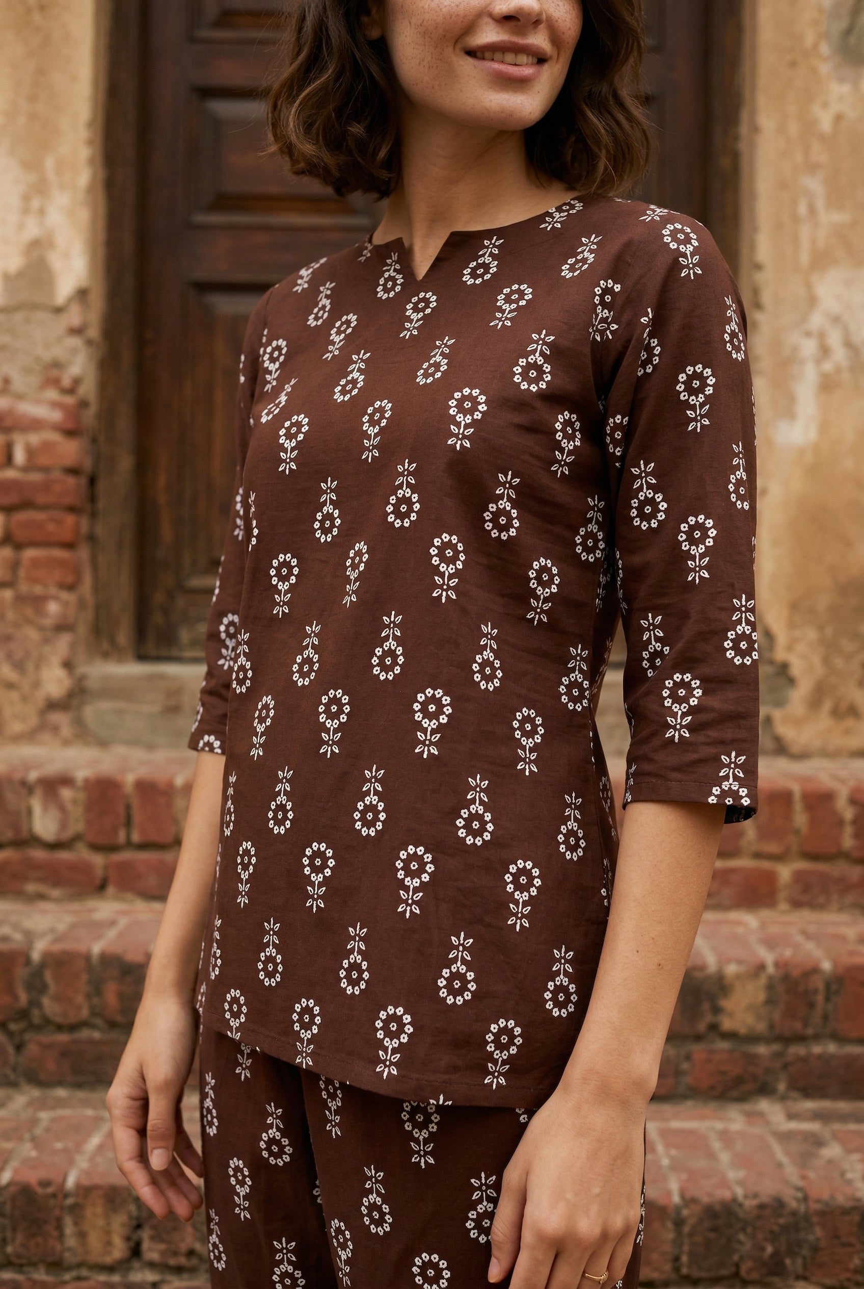 Magenta Motif Print Round Neck Night Suit For Women