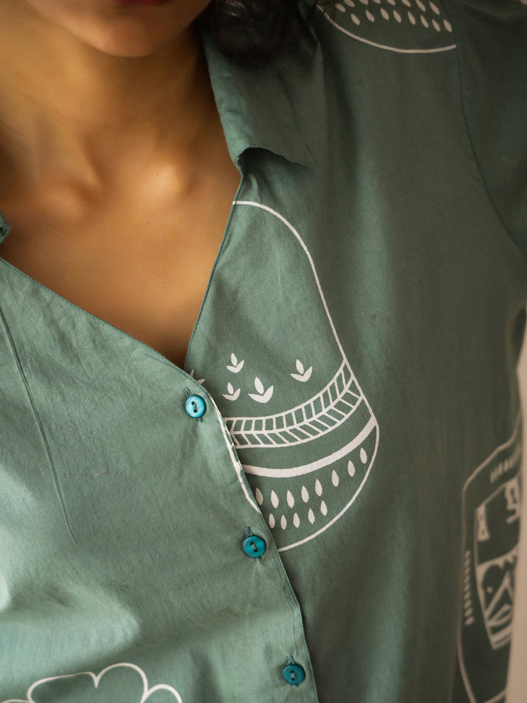 Green Shirt Collar Pure Cotton Printed Abstract Night Suit For Women