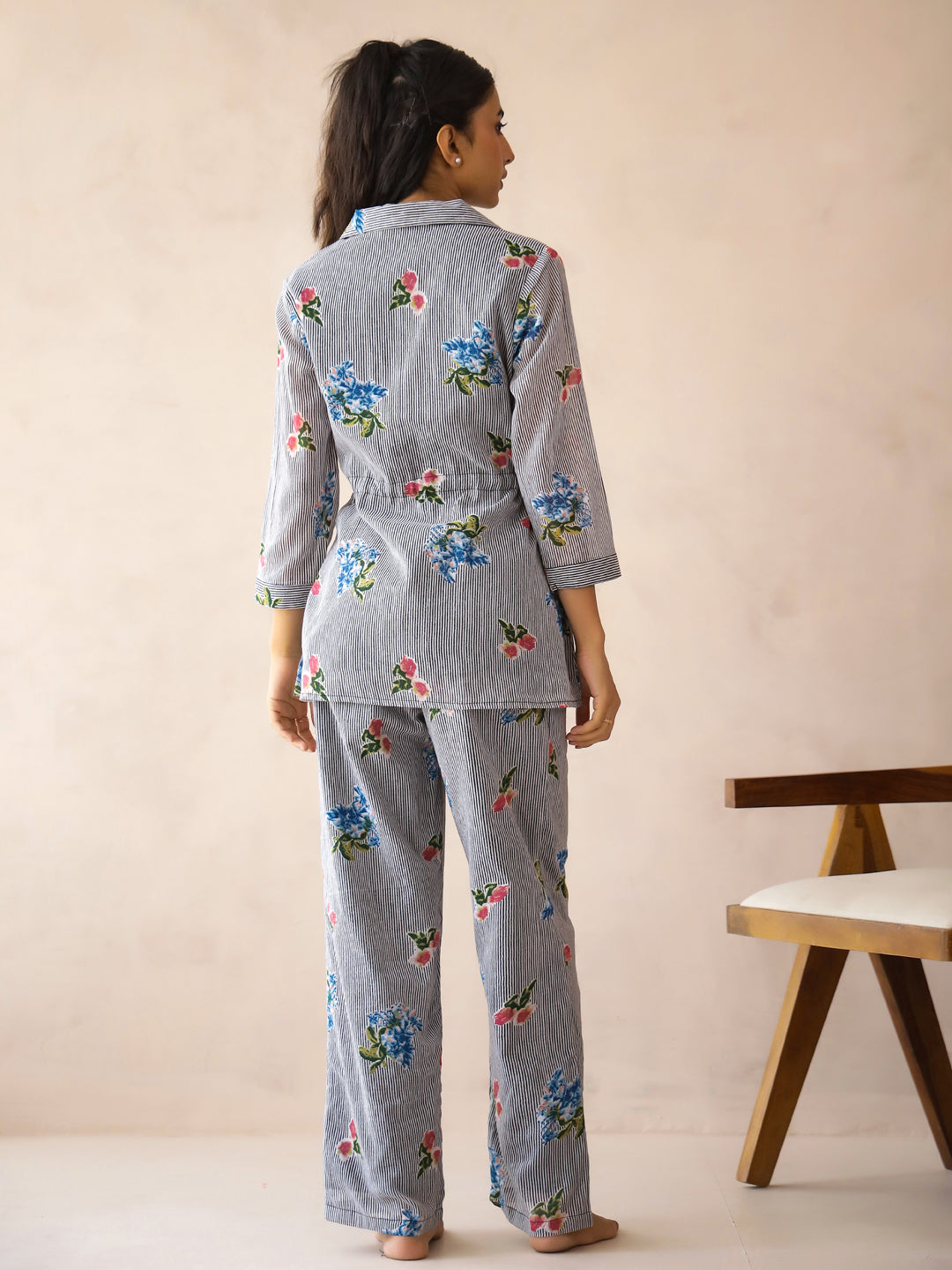 Blue Lapel Collar Pure Cotton Striped Striped Night Suit For Women