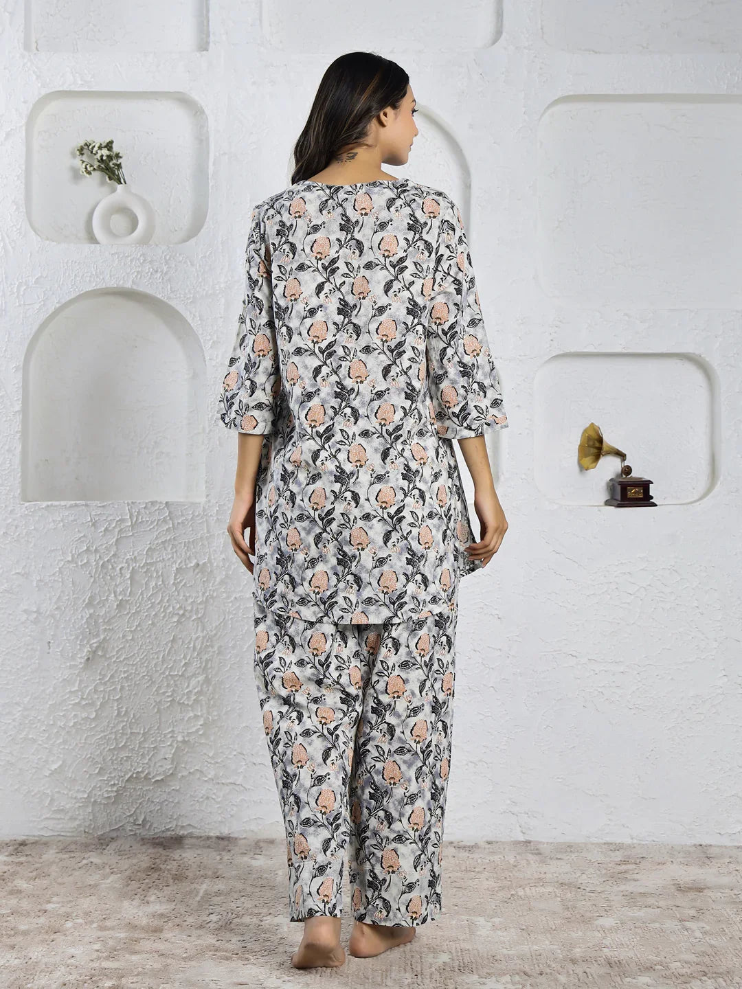 Grey Cotton Floral print Night Suit set for Women - SanskrutiHomes