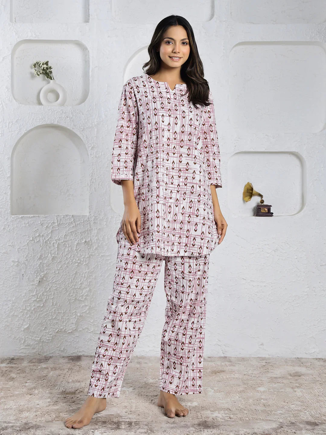Pink cotton printed loungewear set - SanskrutiHomes