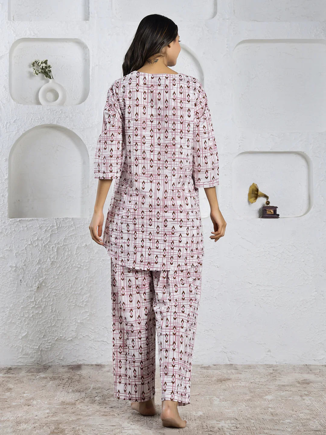 Pink cotton printed loungewear set - SanskrutiHomes
