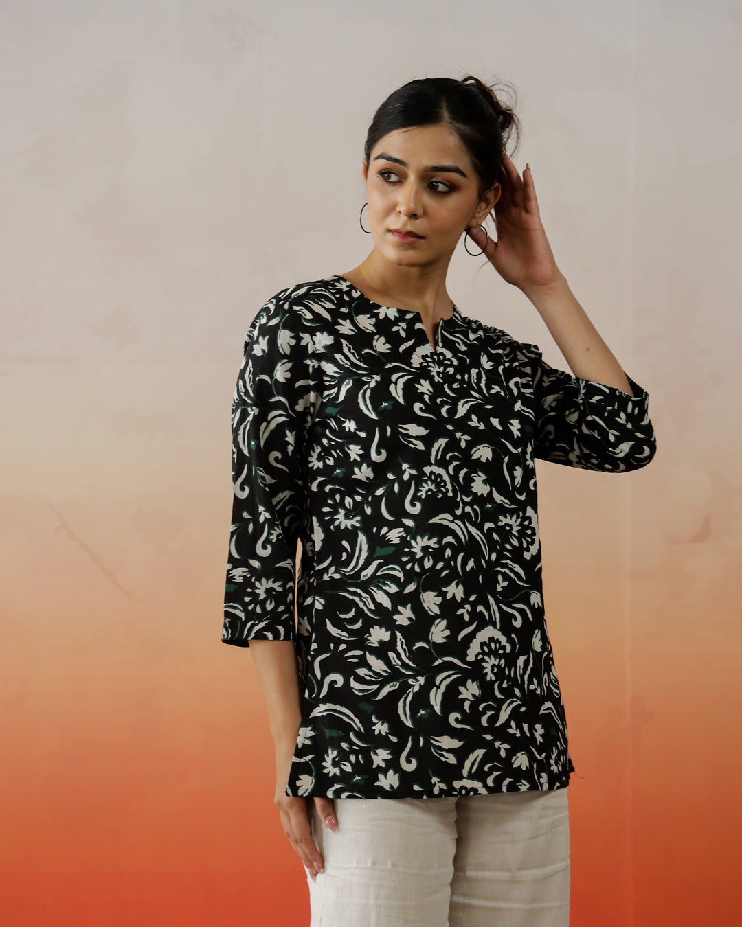 Black Floral Printed Round Neck Cotton Top for Women