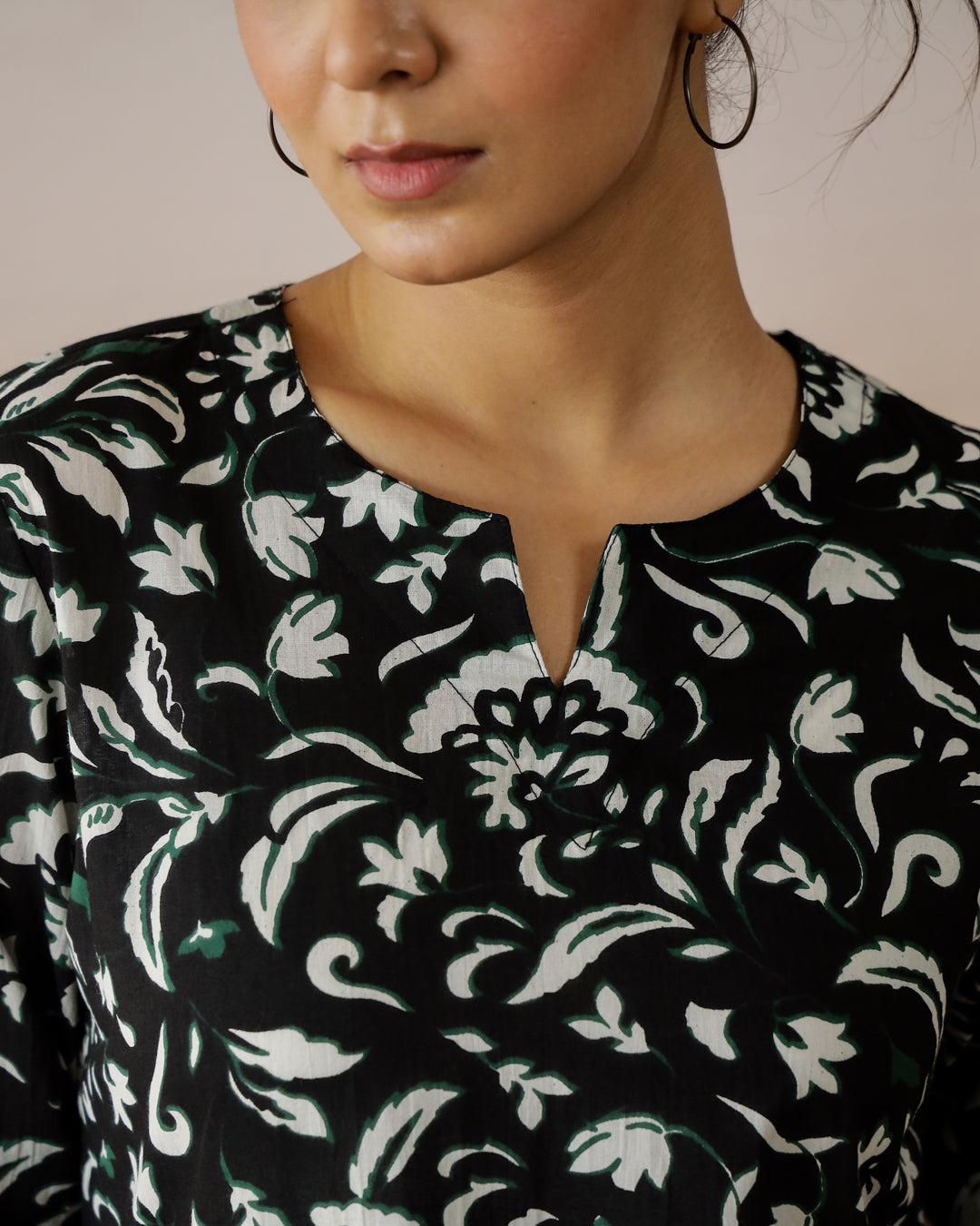 Black Floral Printed Round Neck Cotton Top for Women