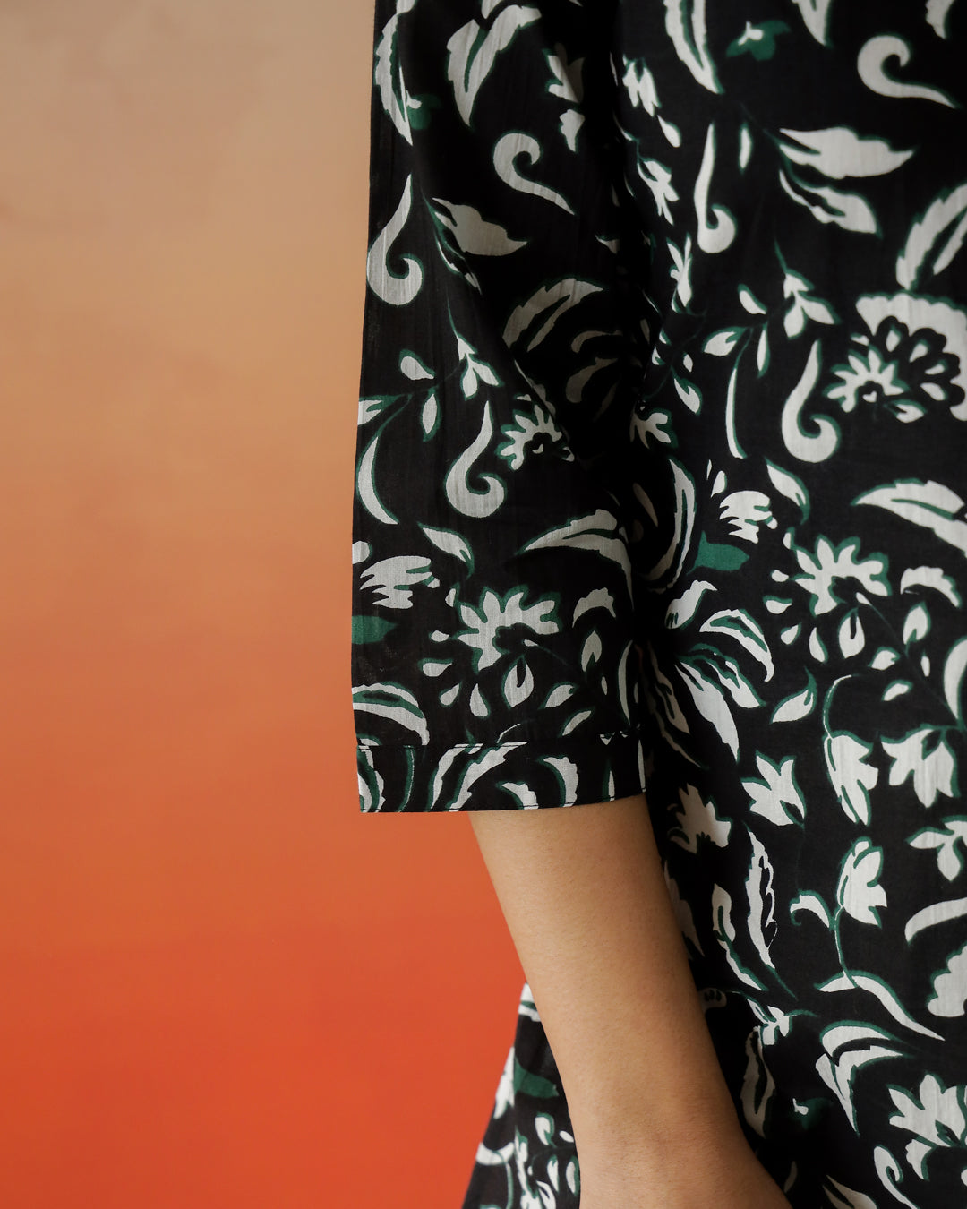 Black Floral Printed Round Neck Cotton Top for Women