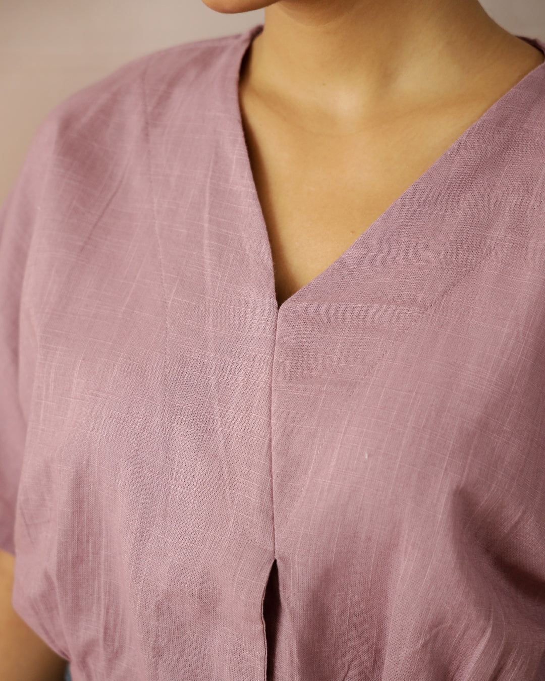 Lavender Color V-Neck Crop Top