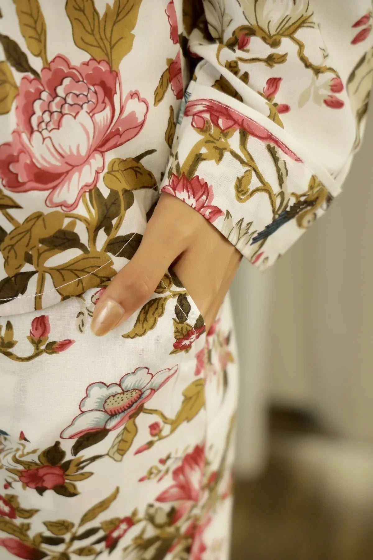 White Printed Full sleeves Cotton Night suit - SanskrutiHomes