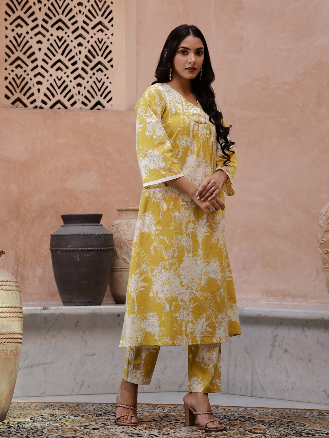 Floral Printed Kurta Set with Dupatta - SanskrutiHomes