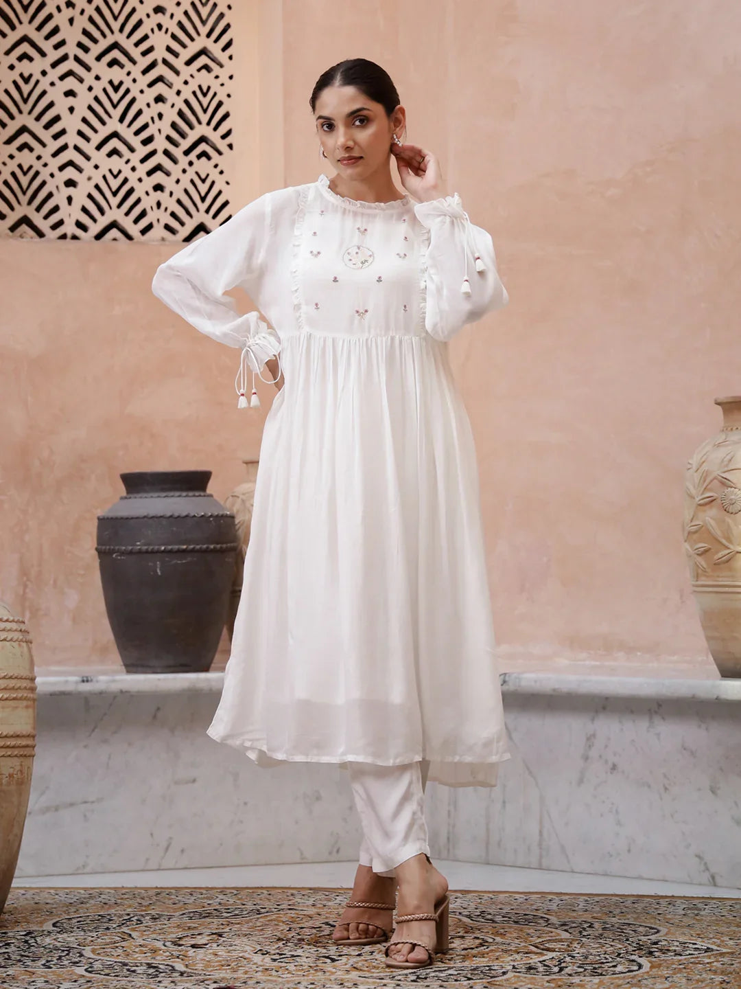 White Floral Embroidered Round Neck Kurta Set for Women - SanskrutiHomes