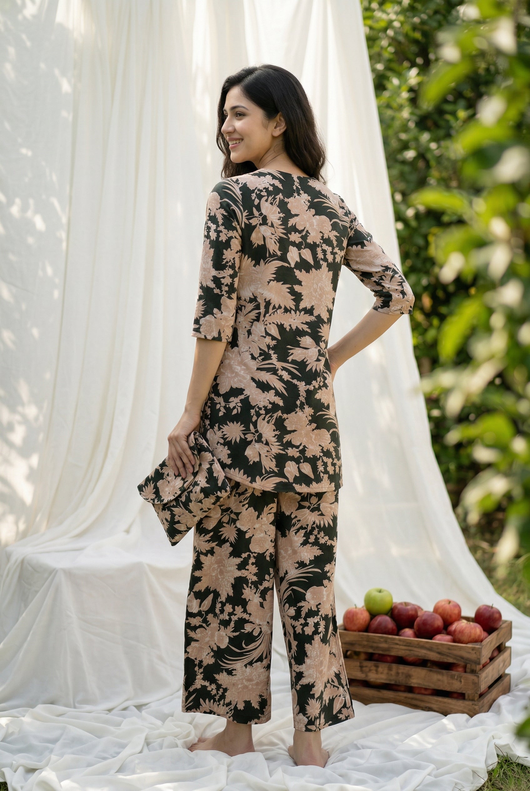 Green Floral Print Round Neck Cotton Night Suit For Women