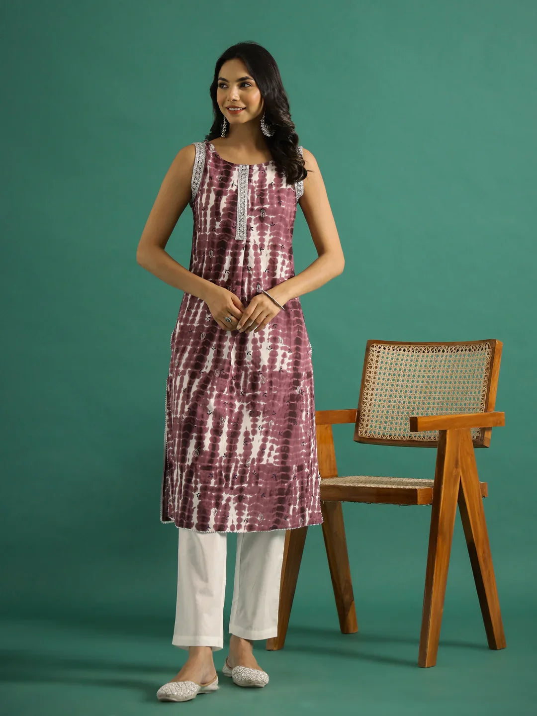 Purple Solid Print Round Neck Cotton Kurta set for Women - SanskrutiHomes