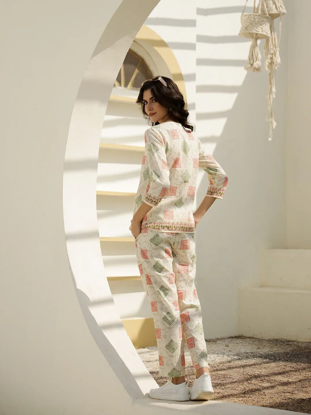 Off White Geometric Print Co-ords Set - SanskrutiHomes