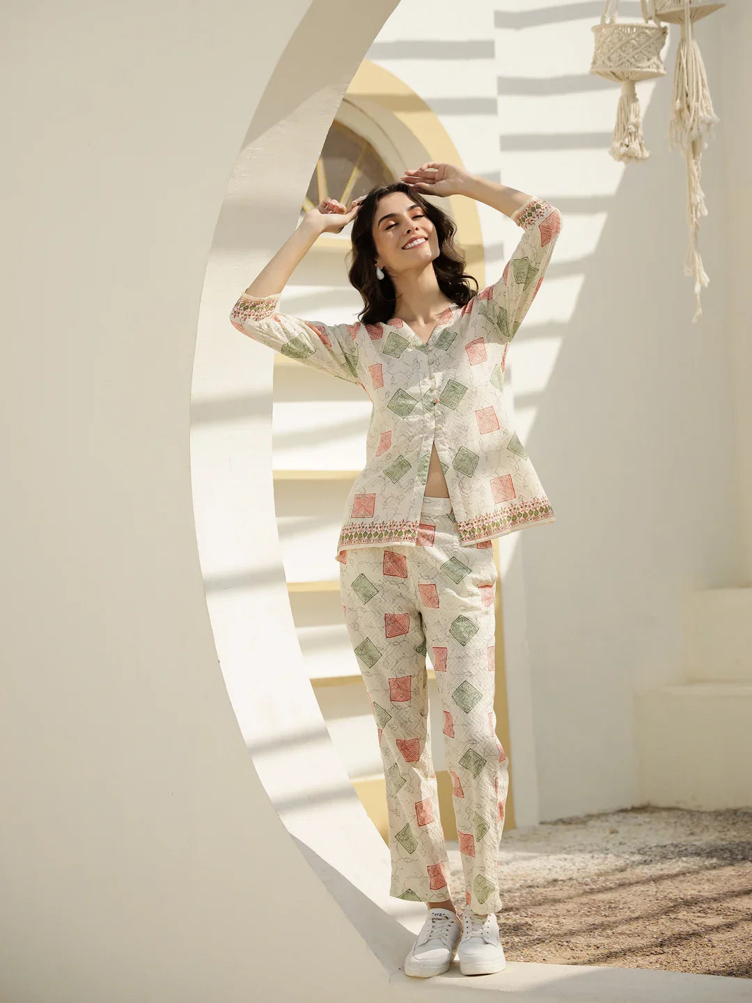 Off White Geometric Print Co-ords Set - SanskrutiHomes