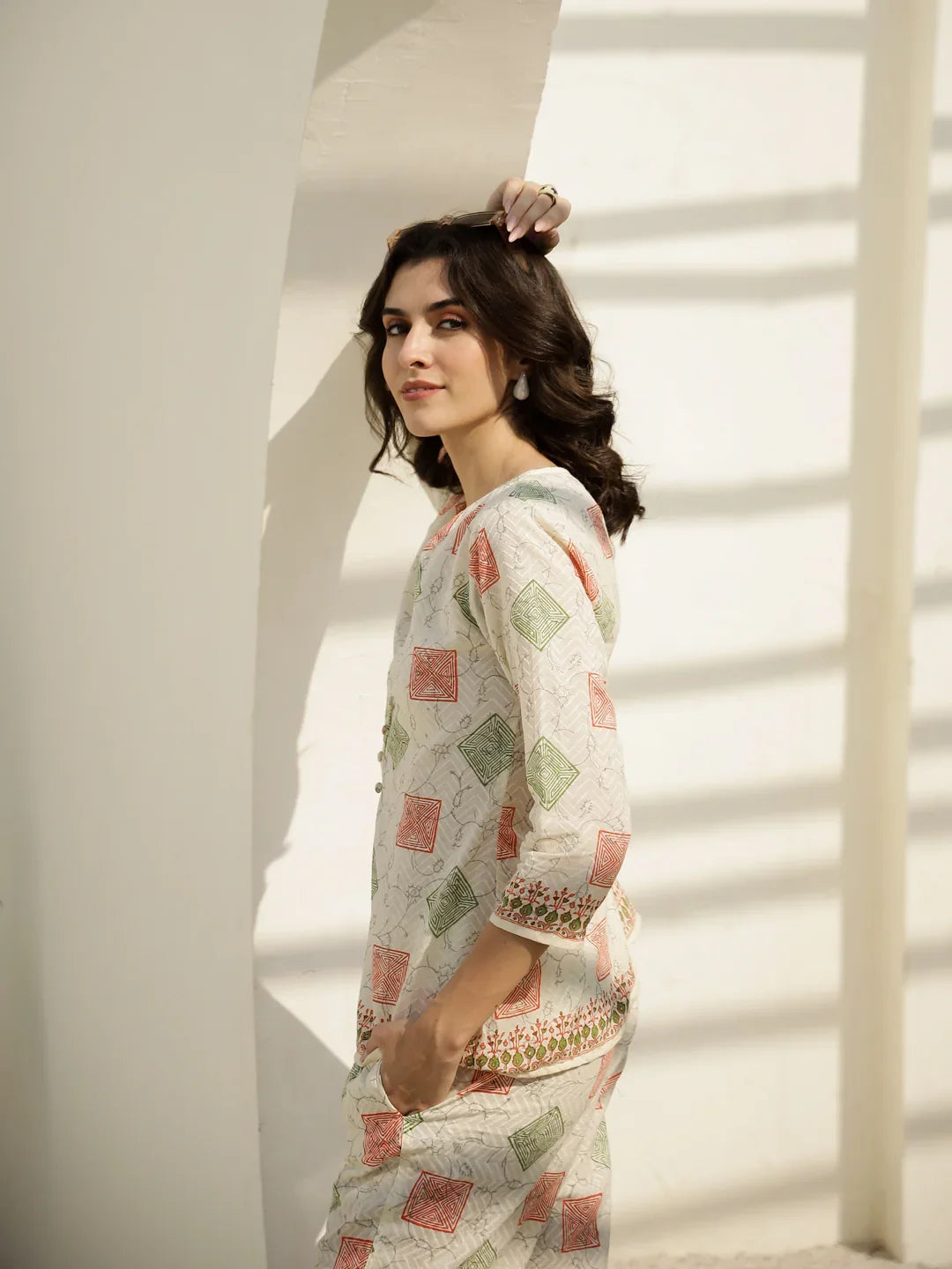 Off White Geometric Print Co-ords Set - SanskrutiHomes