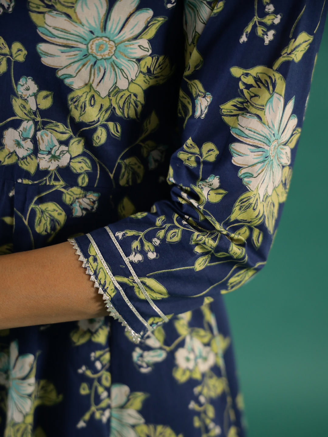 Floral Printed Round Neck Kurta Set