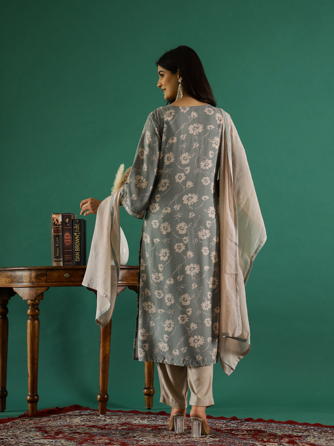 Gray Color Round Neck Printed Kurta Set