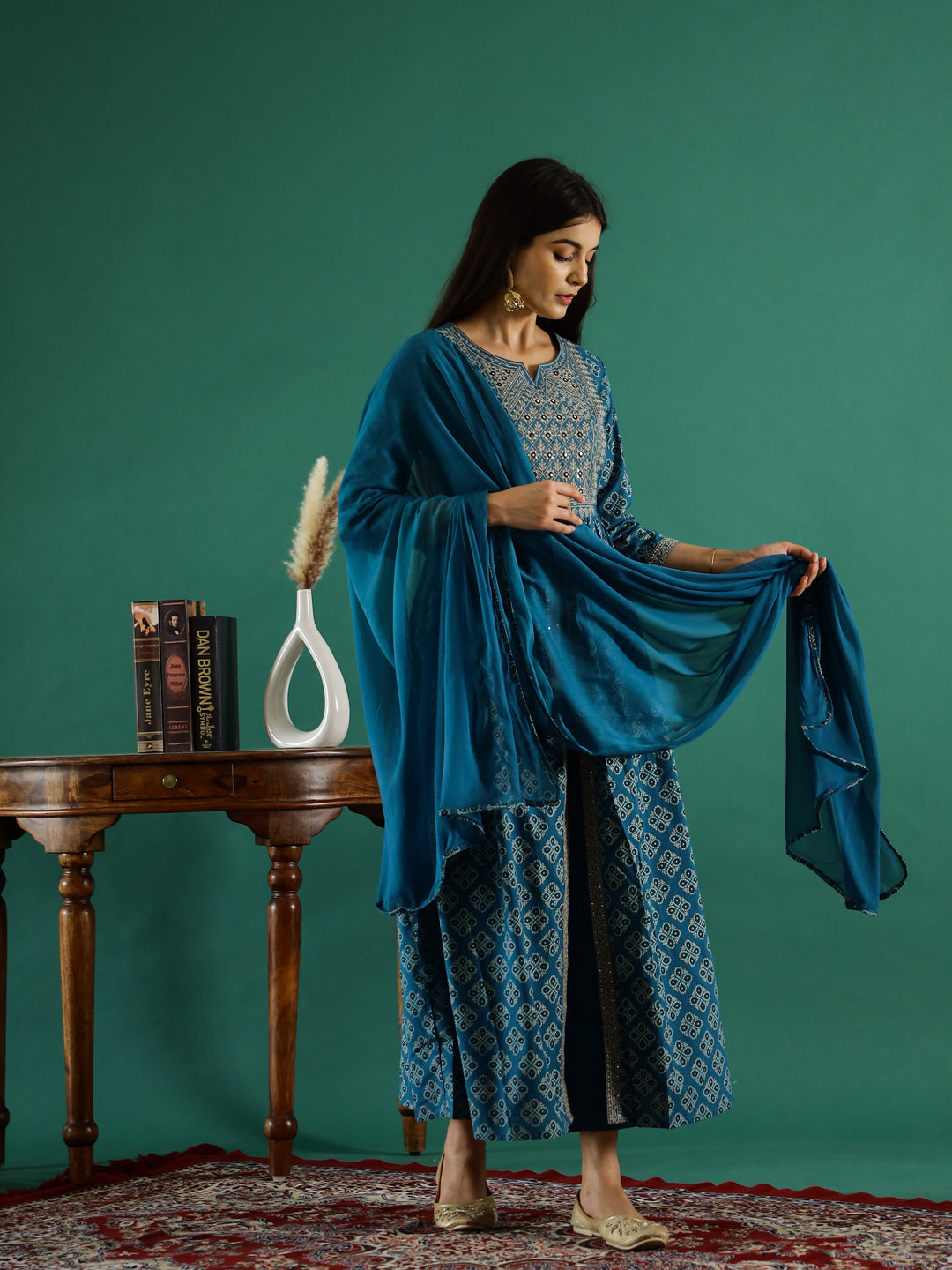 Women Pure Cotton kurta set with Chiffon Dupatta