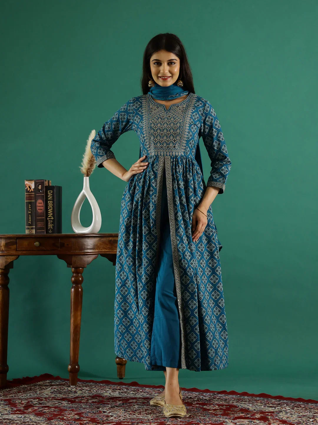 Women Pure Cotton kurta set with Chiffon Dupatta