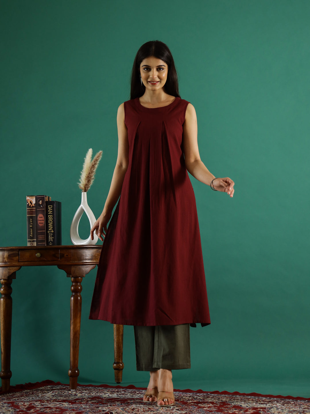 Solid Print Sleeveless Kurta Set for Women - SanskrutiHomes
