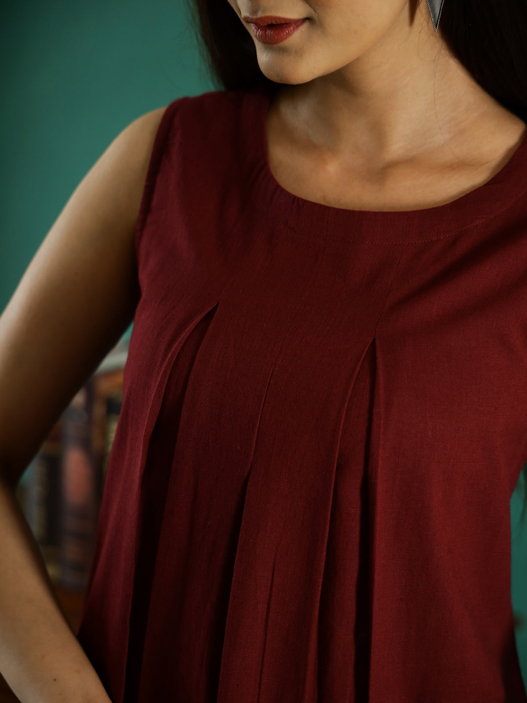 Solid Print Sleeveless Kurta Set for Women