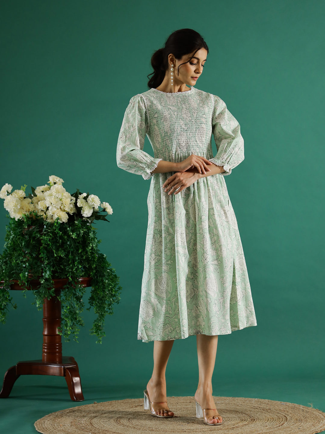 Women Green anarkali kurta
