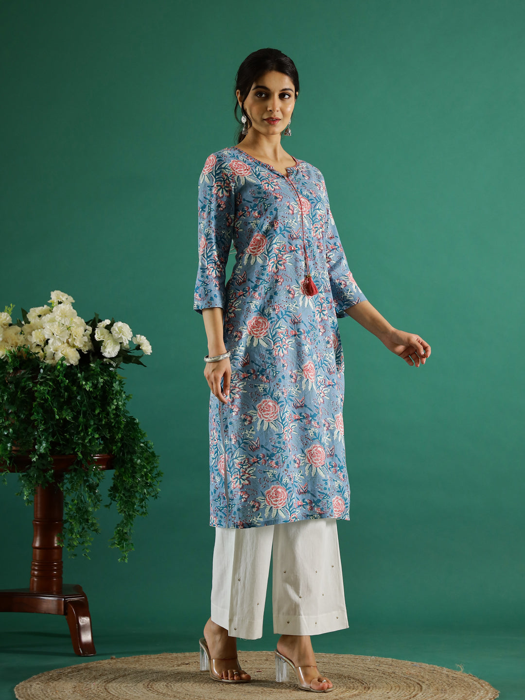 Blue Flower Printed Round Neck Cotton Kurta