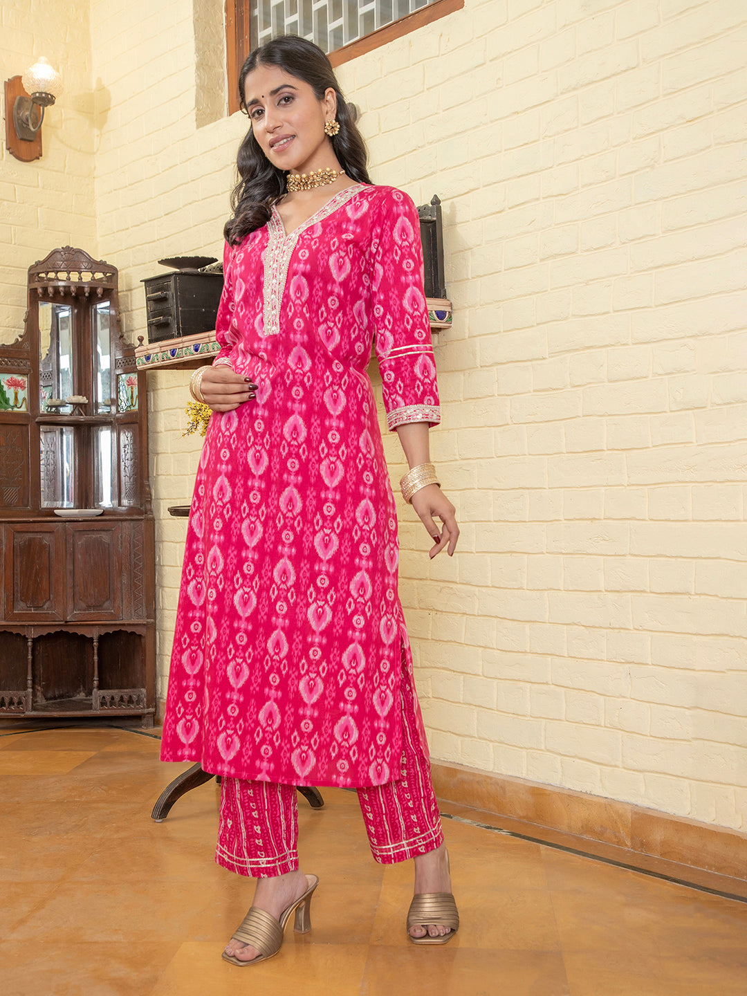 Pink Flower Printed V Neck Cotton Kurta Set