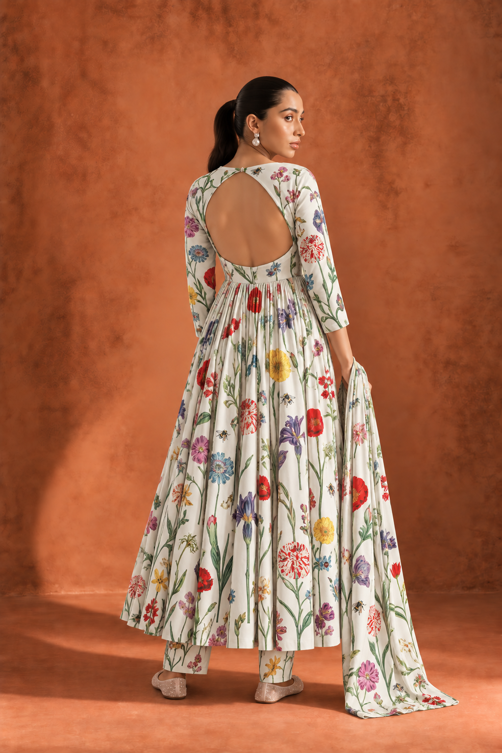 White Floral Round Neck Anarkali Kurta Set With Dupatta For Women