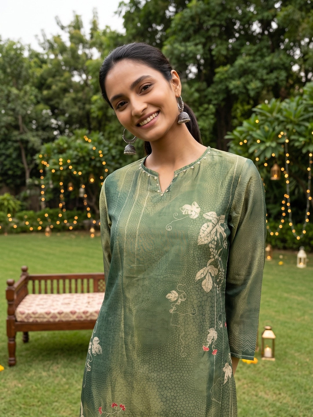 Green Round Neck Floral Kurta Set With Dupatta For Women