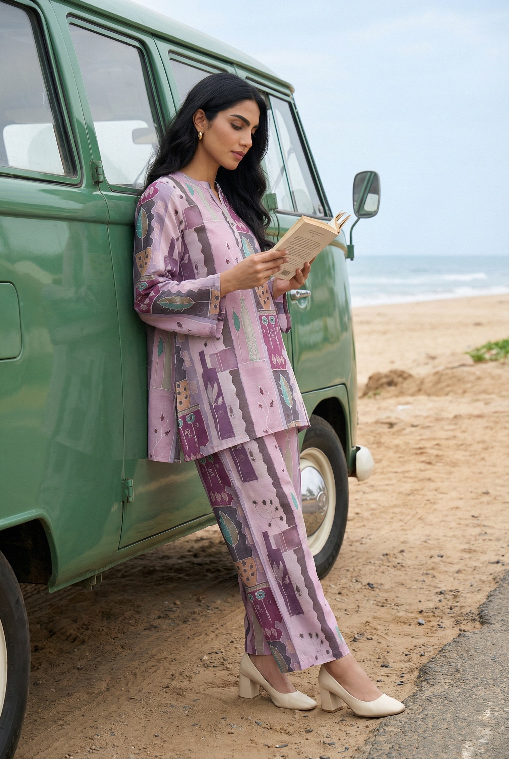 Multi Color Geometric Print Round Neck Linen Co-Ord Set For Women