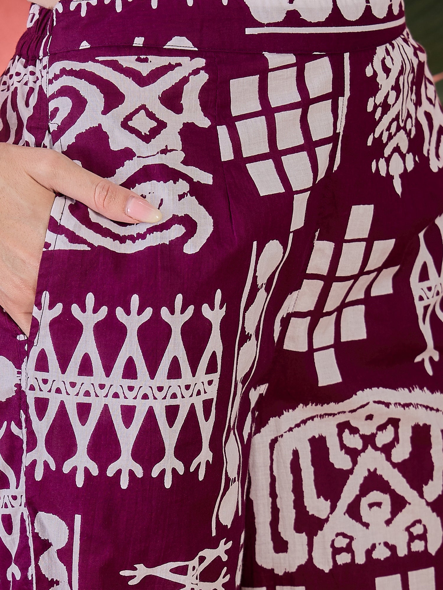 Purple Pure Cotton V-Neck Geometric Kurta Set for Women